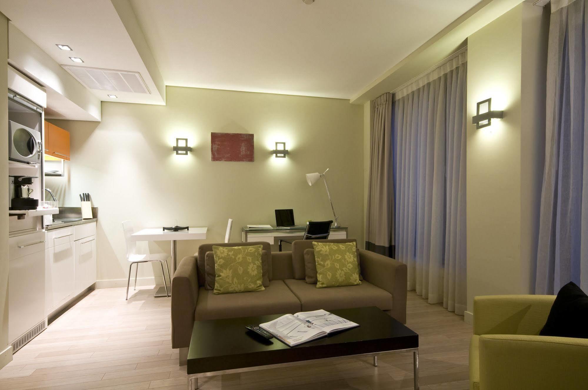 บี อพาร์โธเท็ล แกรนด์ เพลซ Aparthotel บรัสเซลส์ ภายนอก รูปภาพ
